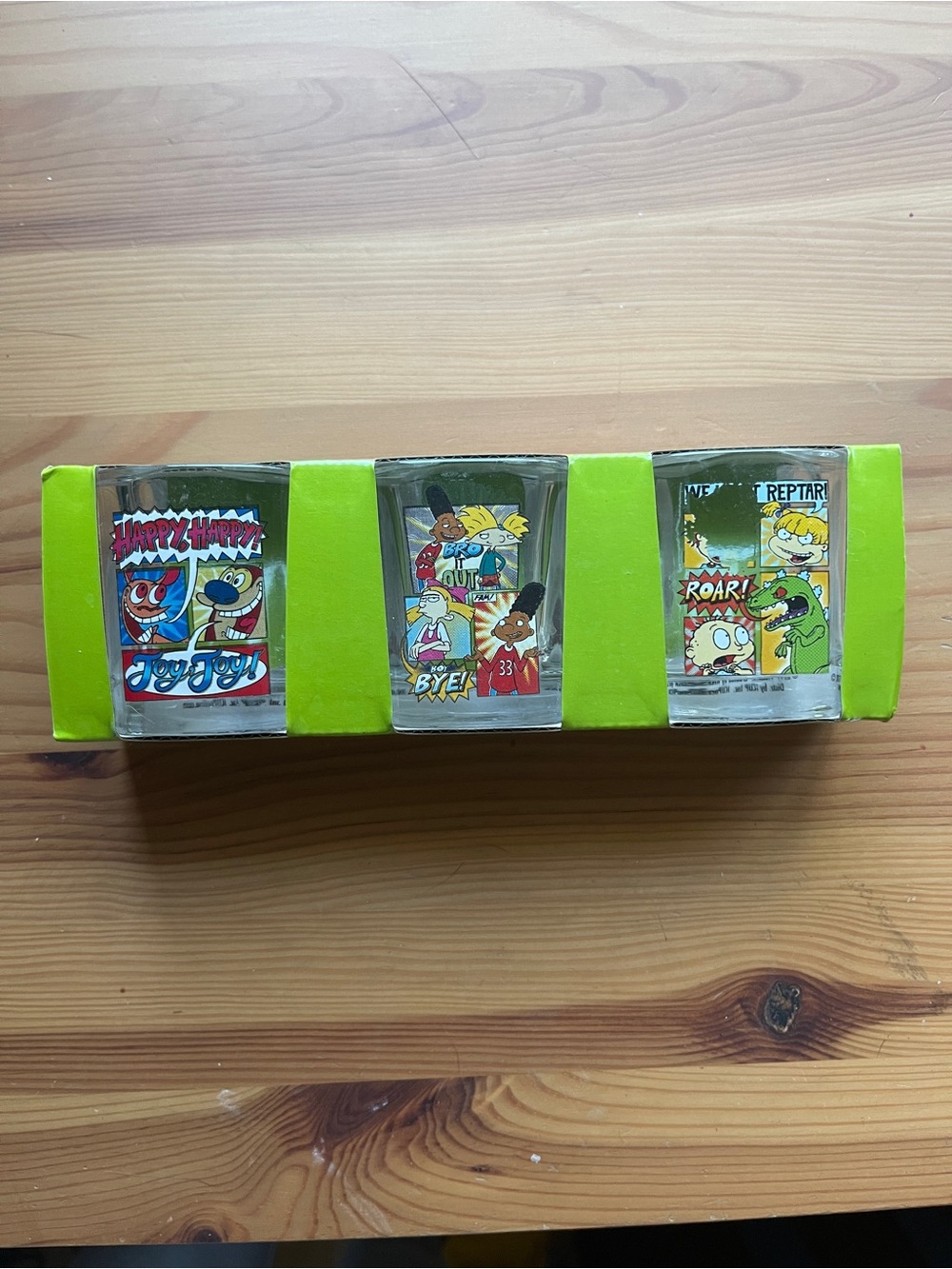 Nickelodeon classics Glass Shot Glasses - NEW BUT DAMAGED